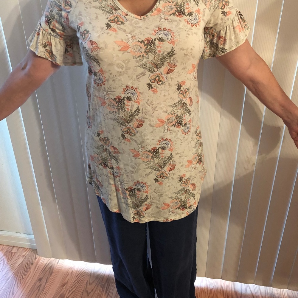 Tunic Top - Picture 3 of 3